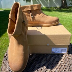 NWT/NIB UGG Women Suede Josefene Foldover Cuff Boots in Chestnut (Sz. 9)